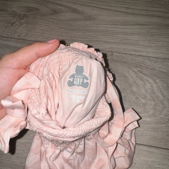 BABY GAP Pink Checkered Baby Romper - Picture 3 of 3